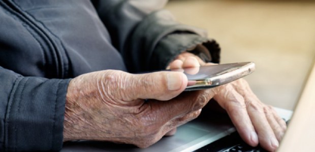 Ook ouderen doen aan online agressie