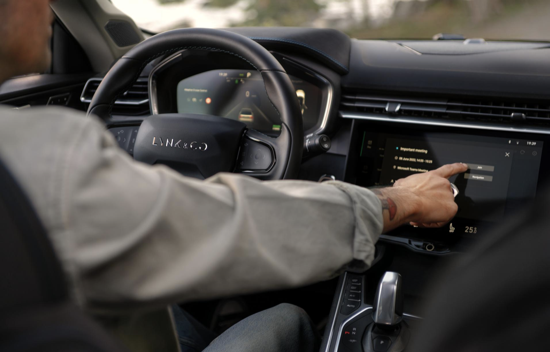 Lynk & Co introduceert vergader-app voor in de auto met toegang tot Microsoft Teams