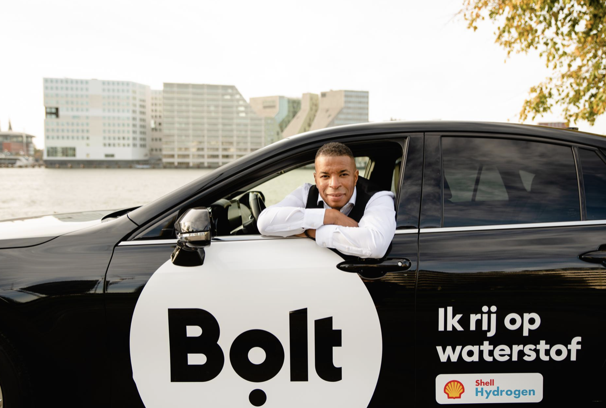 Gratis waterstoftaxi voor Bolt-chauffeur