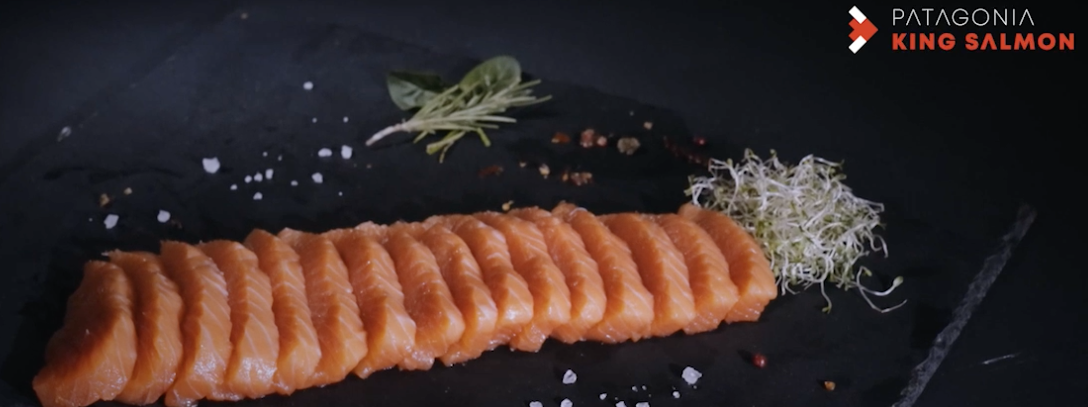 VENGEAN creëert neusje van de zalm voor eerste op land gekweekte king salmon  