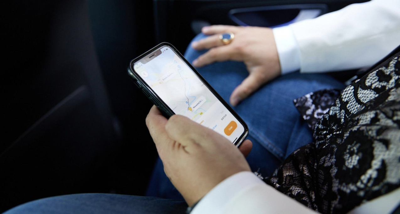 Taxi-app DEXTR wil imago van dienstverlening verbeteren