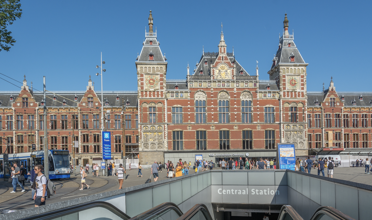 NS Centraal Amsterdam kiest Tosti Creative als creatief bureau