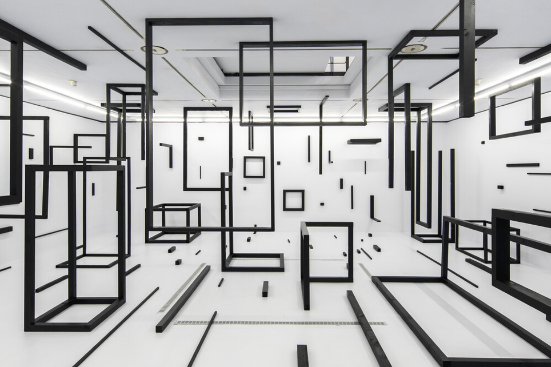 Esther Stocker in het Mondriaanhuis met tentoonstelling Contradictions