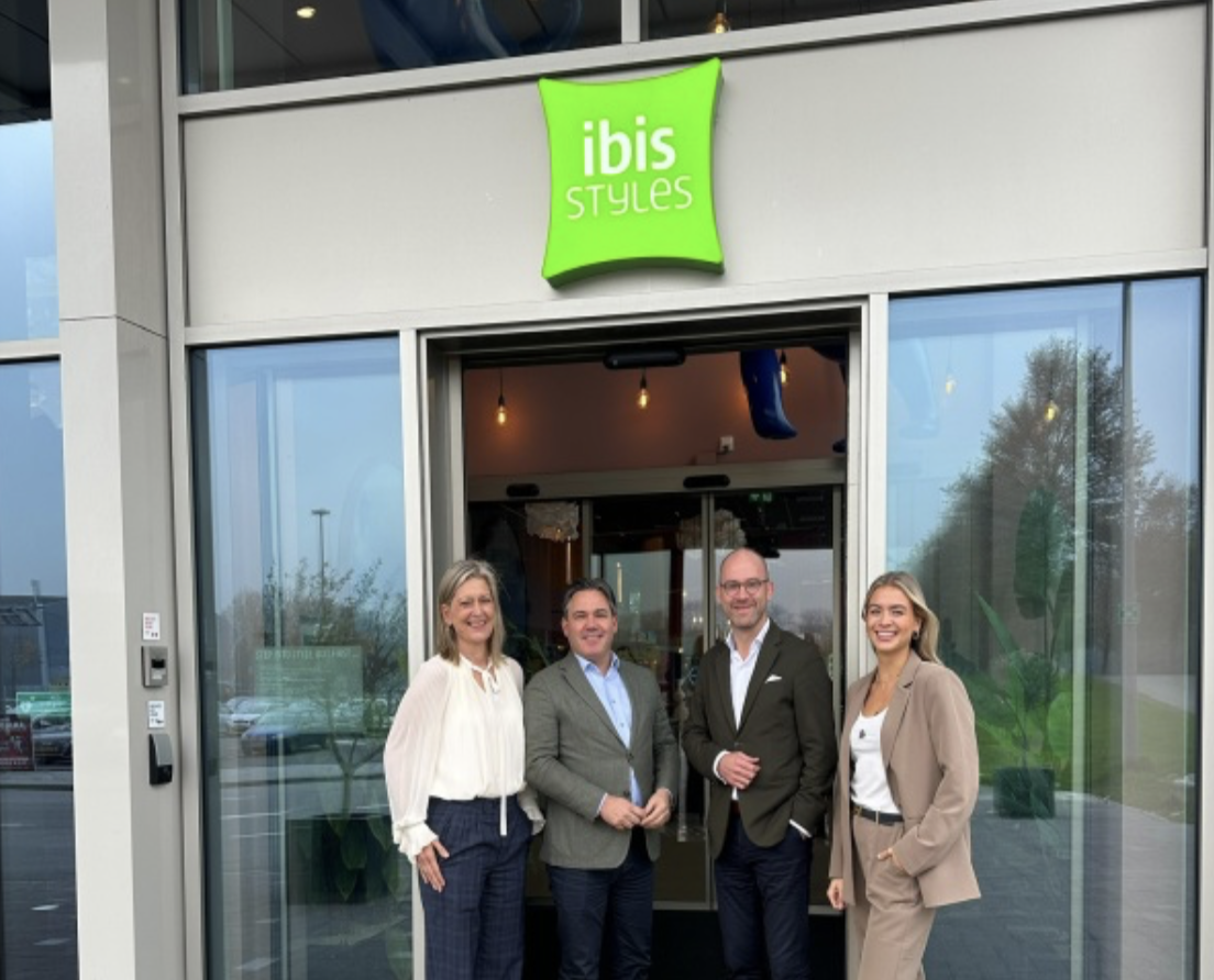 Ibis Styles Rotterdam Ahoy in zee met lokale PR-partner Wijvan010