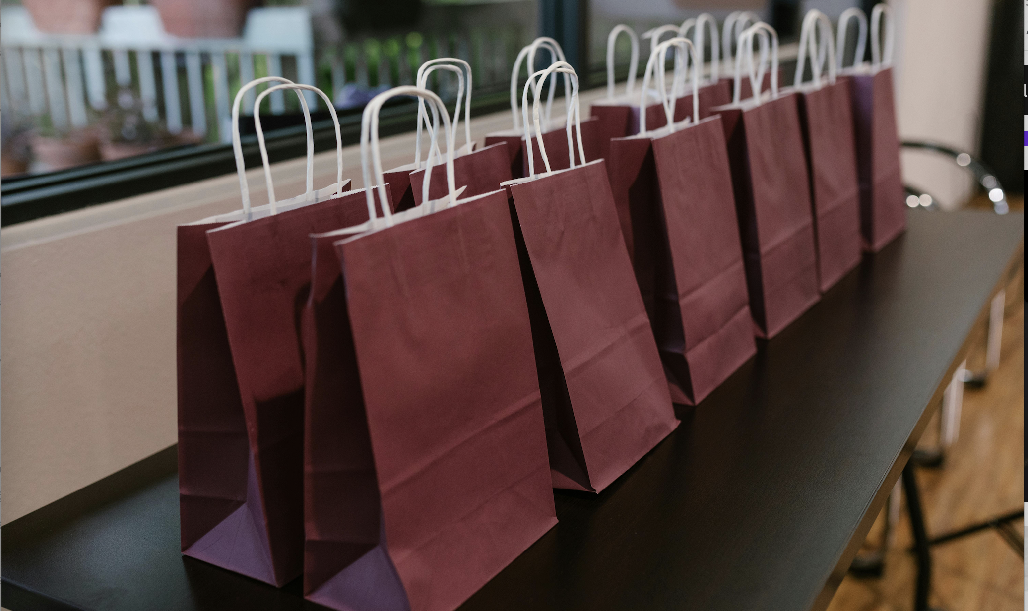 Geef betekenis: zo kies je het relatiegeschenk dat blijft hangen