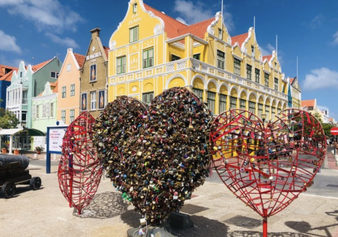 TUI en Johan Nijenhuis brengen 'Verliefd op Curaçao' naar het grote scherm