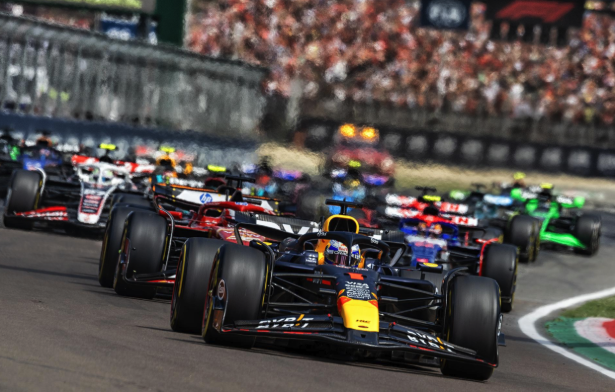 Apple strijdt voor uitzendrechten Formule 1 na groot succes The Movie