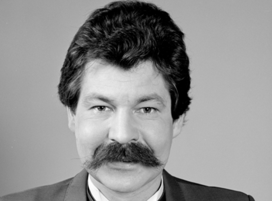 Chiel Montagne (80) overleden