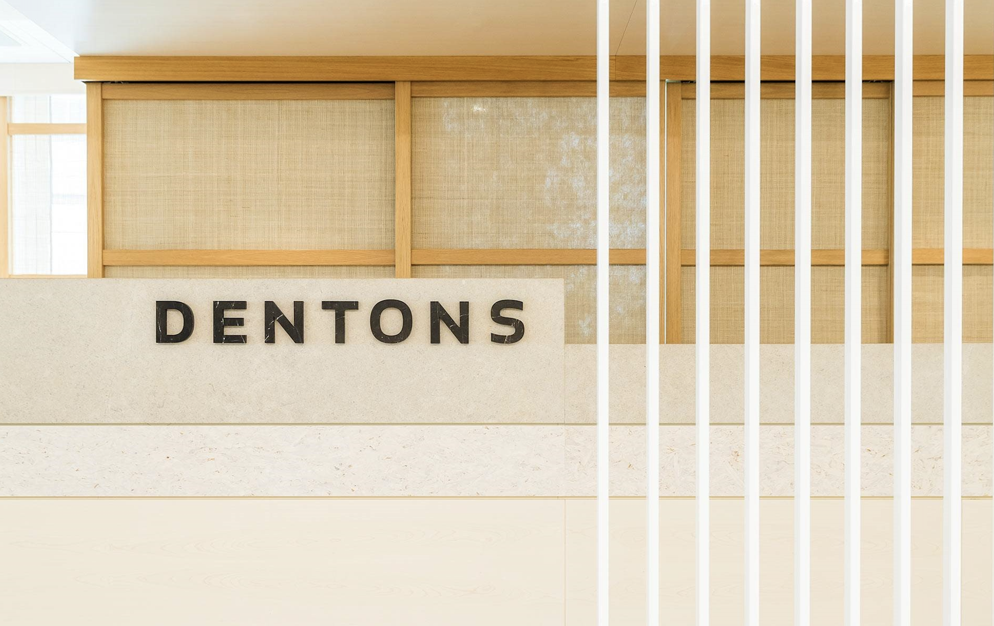 Dentons versterkt AI-strategie met samenwerking Legora