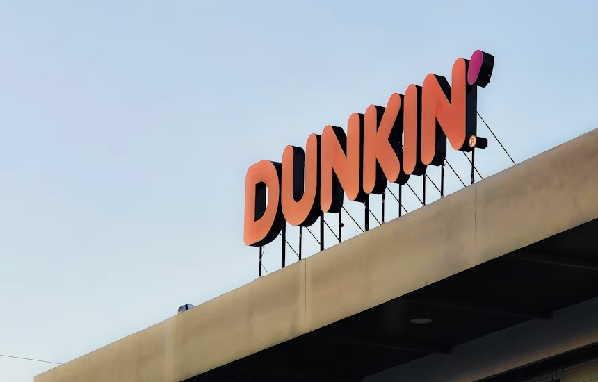 Dunkin' herpositioneert samen met Flik Flak op social