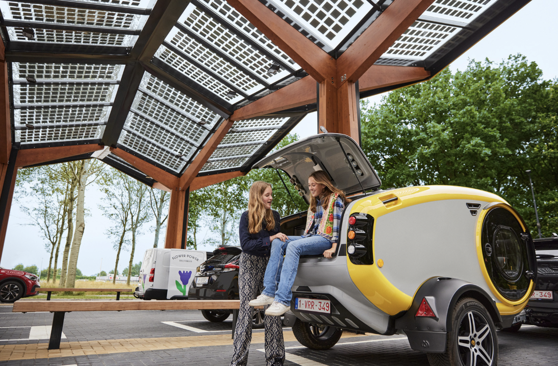 Mensen gaan massaal met elektrische auto op vakantie
