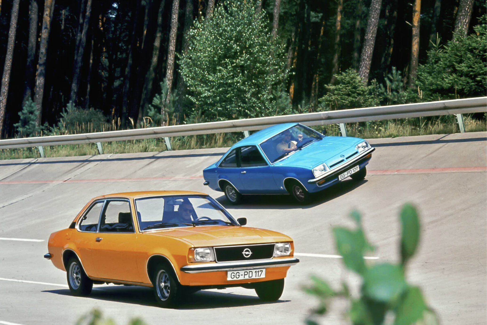 Opel viert 50 jaar Ascona B en Manta B, publieksfavorieten uit de jaren zeventig