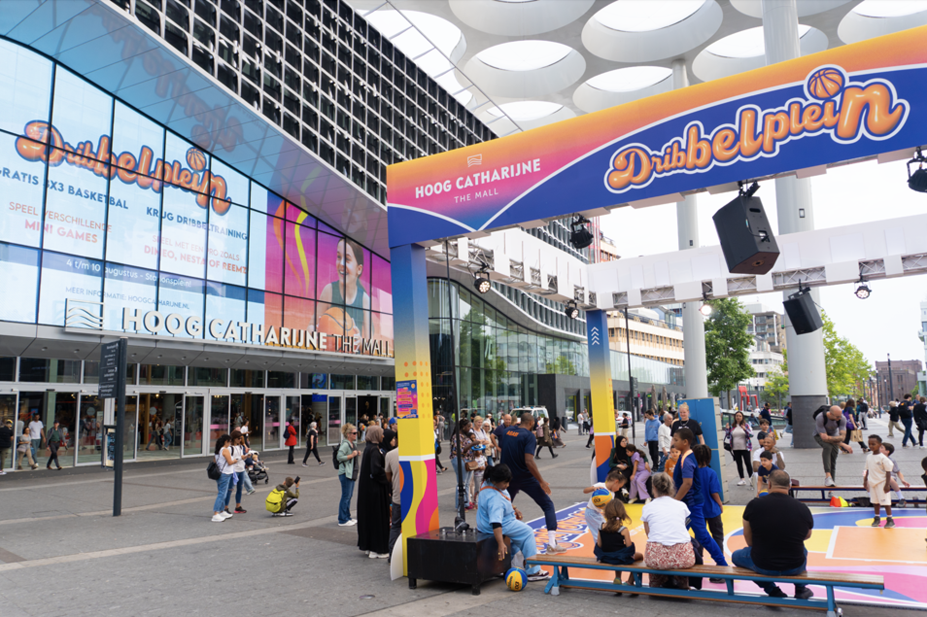 Hoog Catharijne en Kumpany trappen samenwerking af met het Dribbelplein