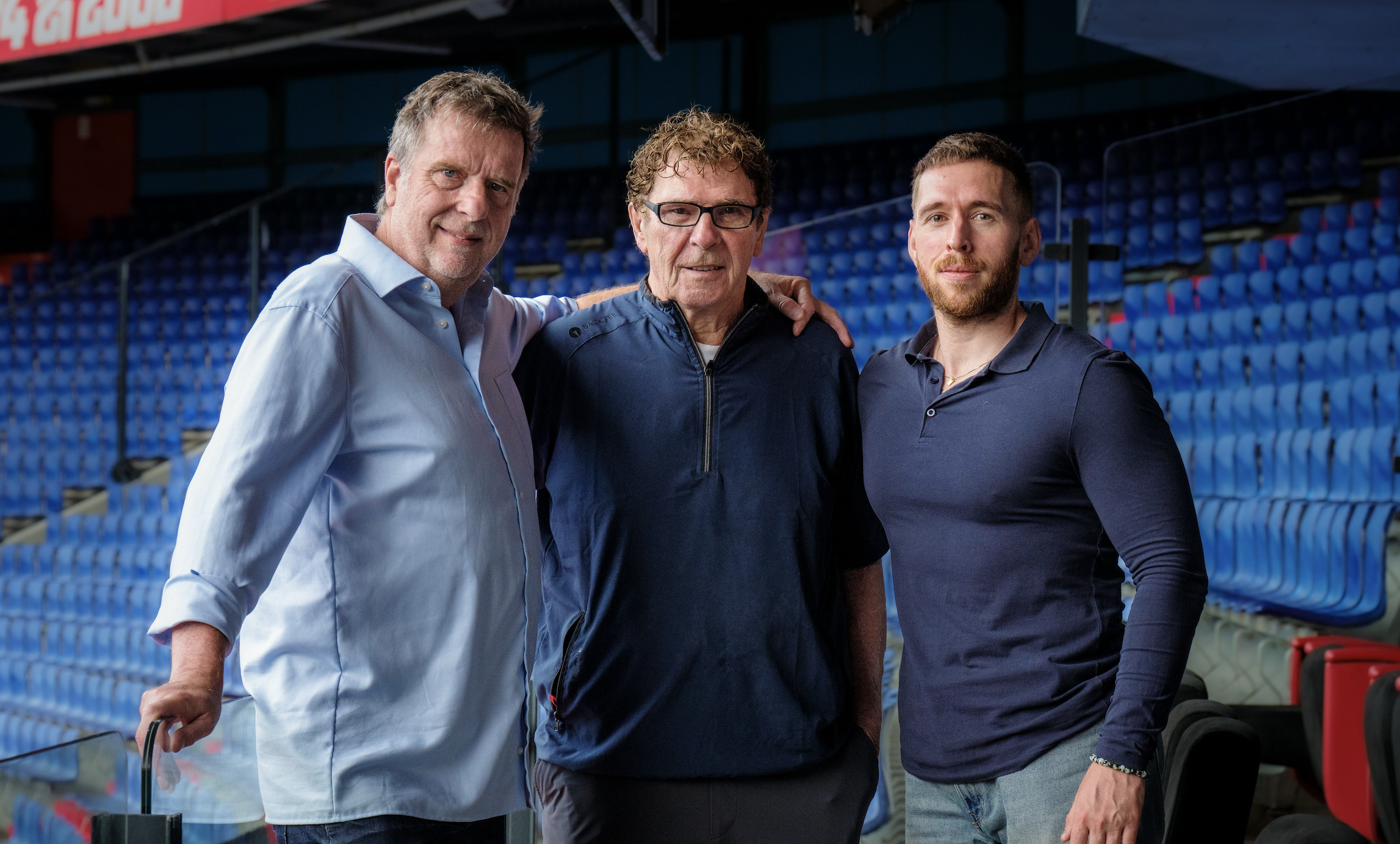 Willem van Hanegem maakt dé transfer van deze zomer en tekent bij VoetbalPrimeur