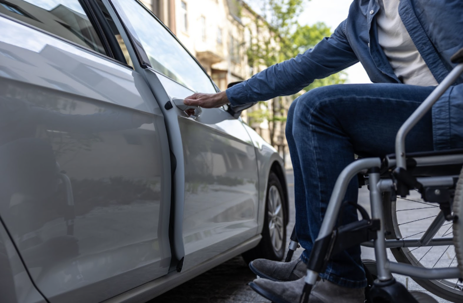 Bolt Assist helpt mensen met beperkte mobiliteit op weg 