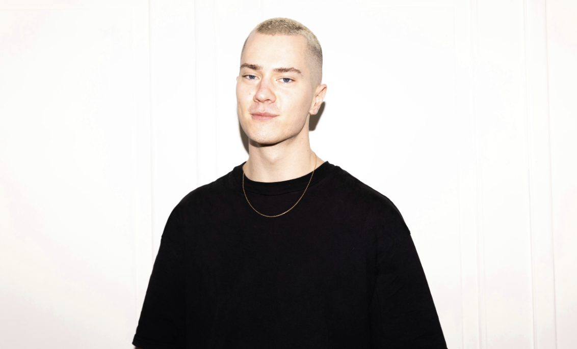 Stijn de Vries gaat Gouden Kalveren Gala presenteren
