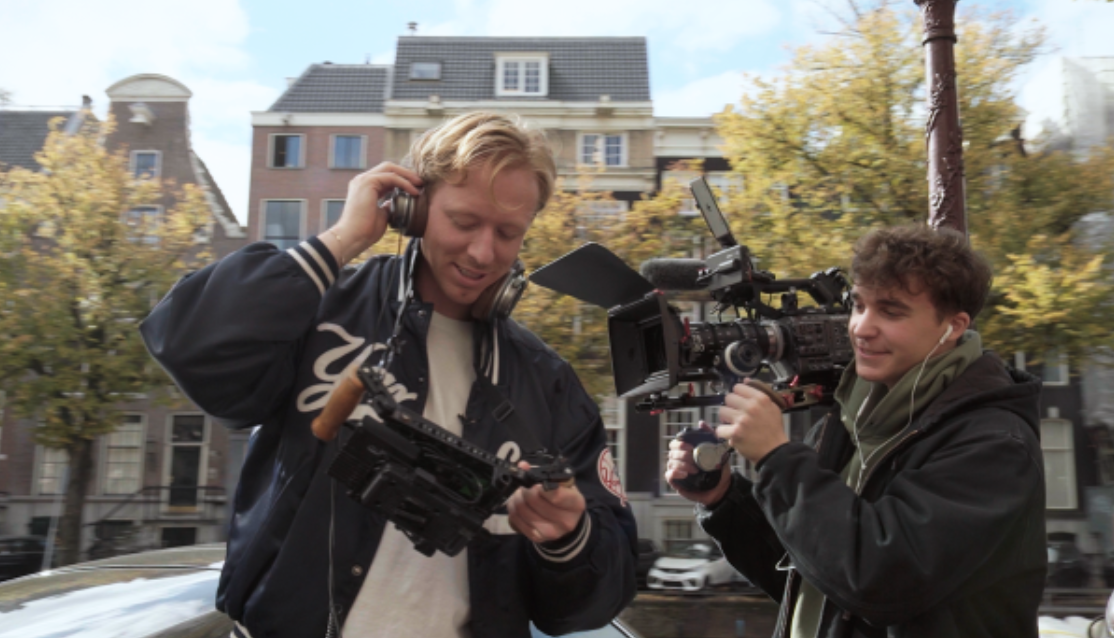 Jonkie Yace Media hengelt Sapje en Stukadoorsclub binnen