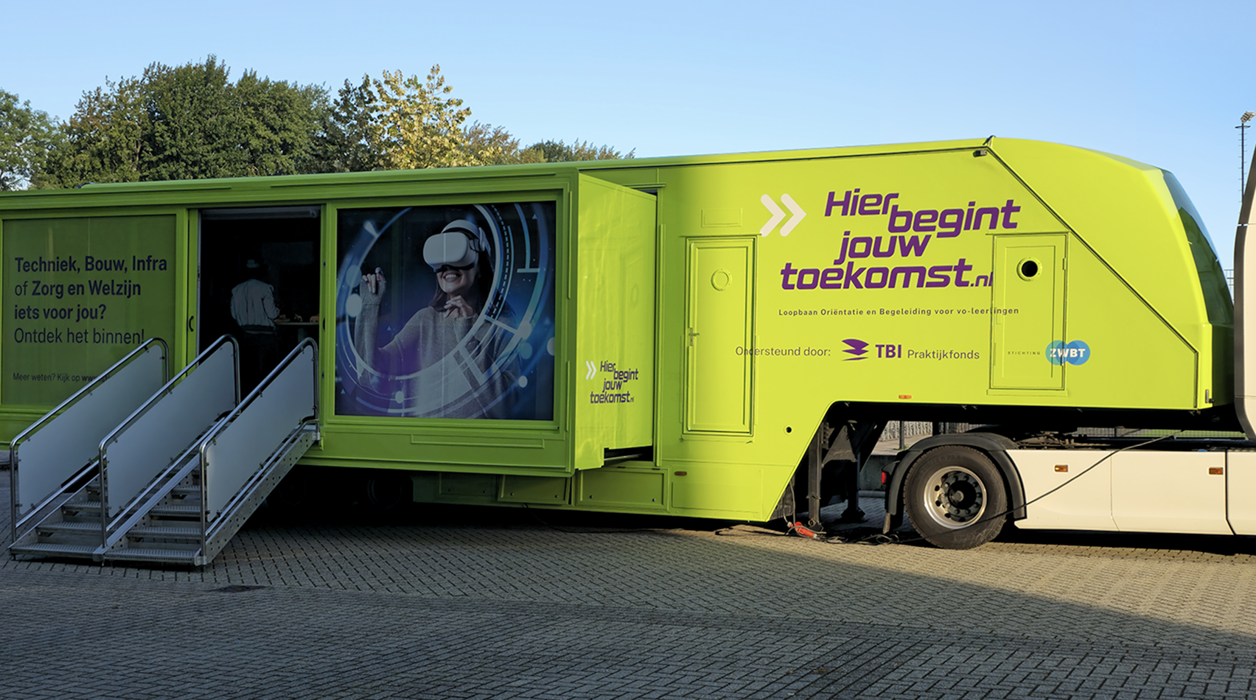 The Brink Agency en TBI enthousiasmeren jongeren met VR over techniek