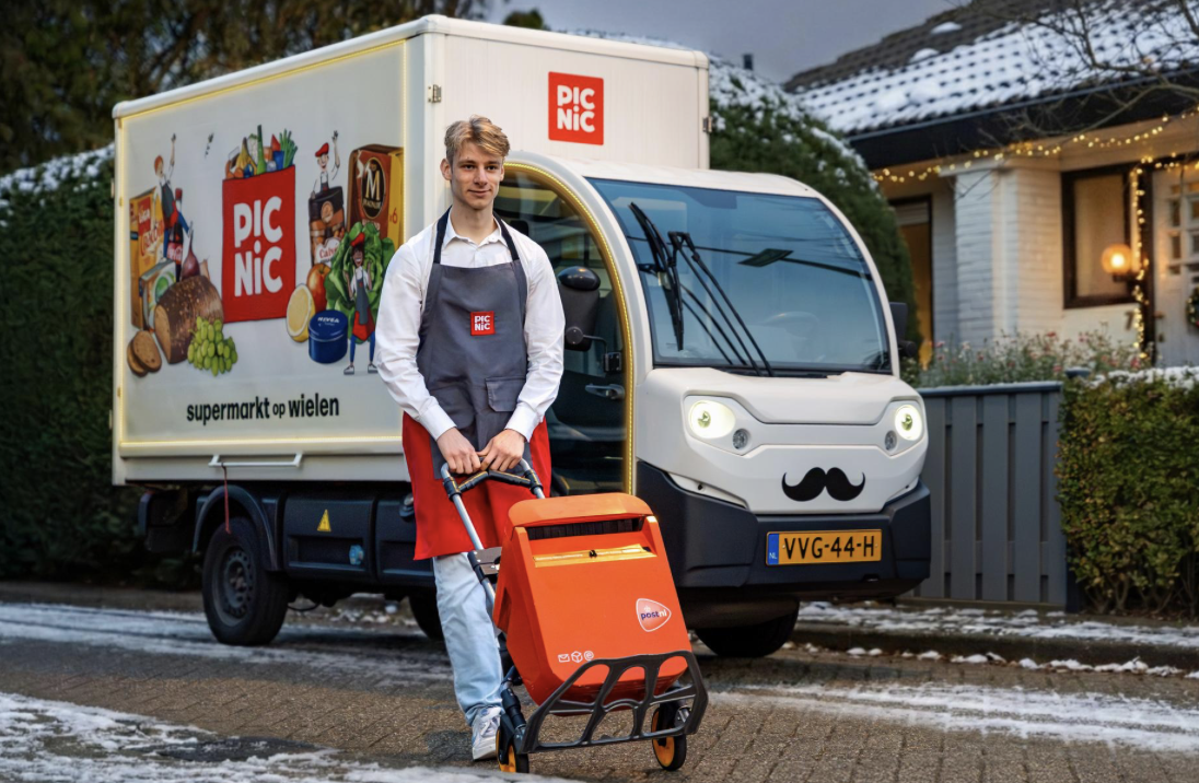 Picnic haalt kerstkaarten op bij dagelijkse boodschappen