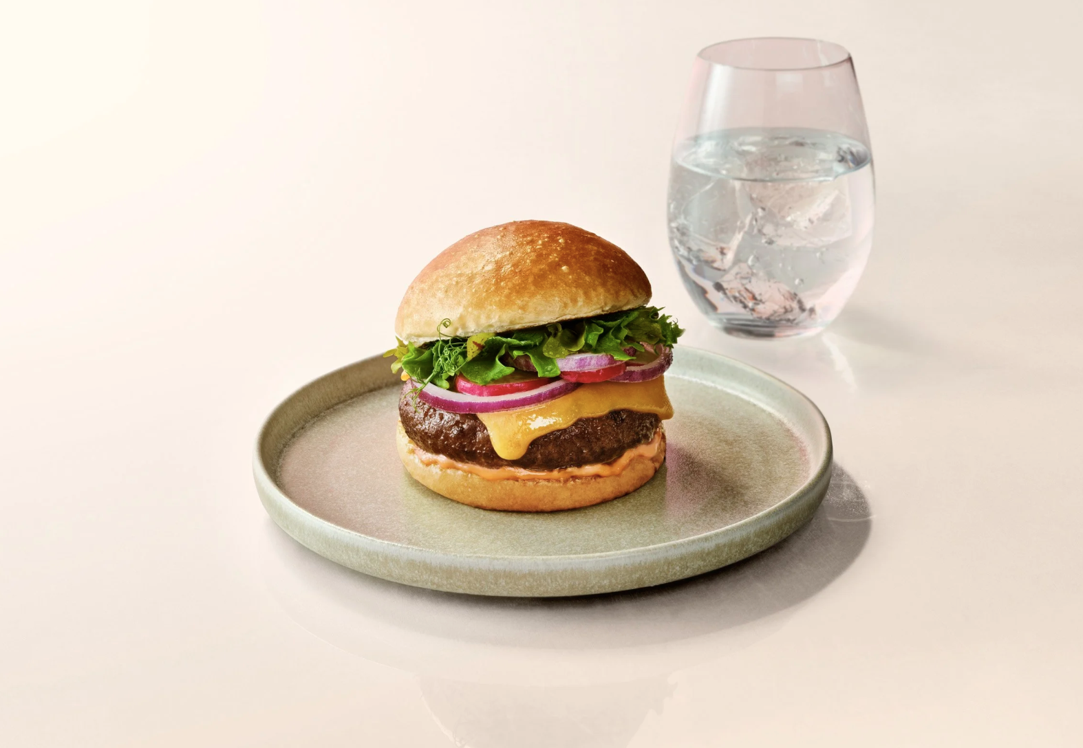 Kweekvleesbedrijf Mosa Meat haalt miljoeneninvestering op 