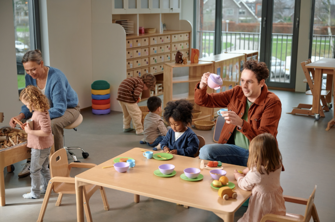 Ouders kijken jaloers naar nieuwe campagne Kindergarden