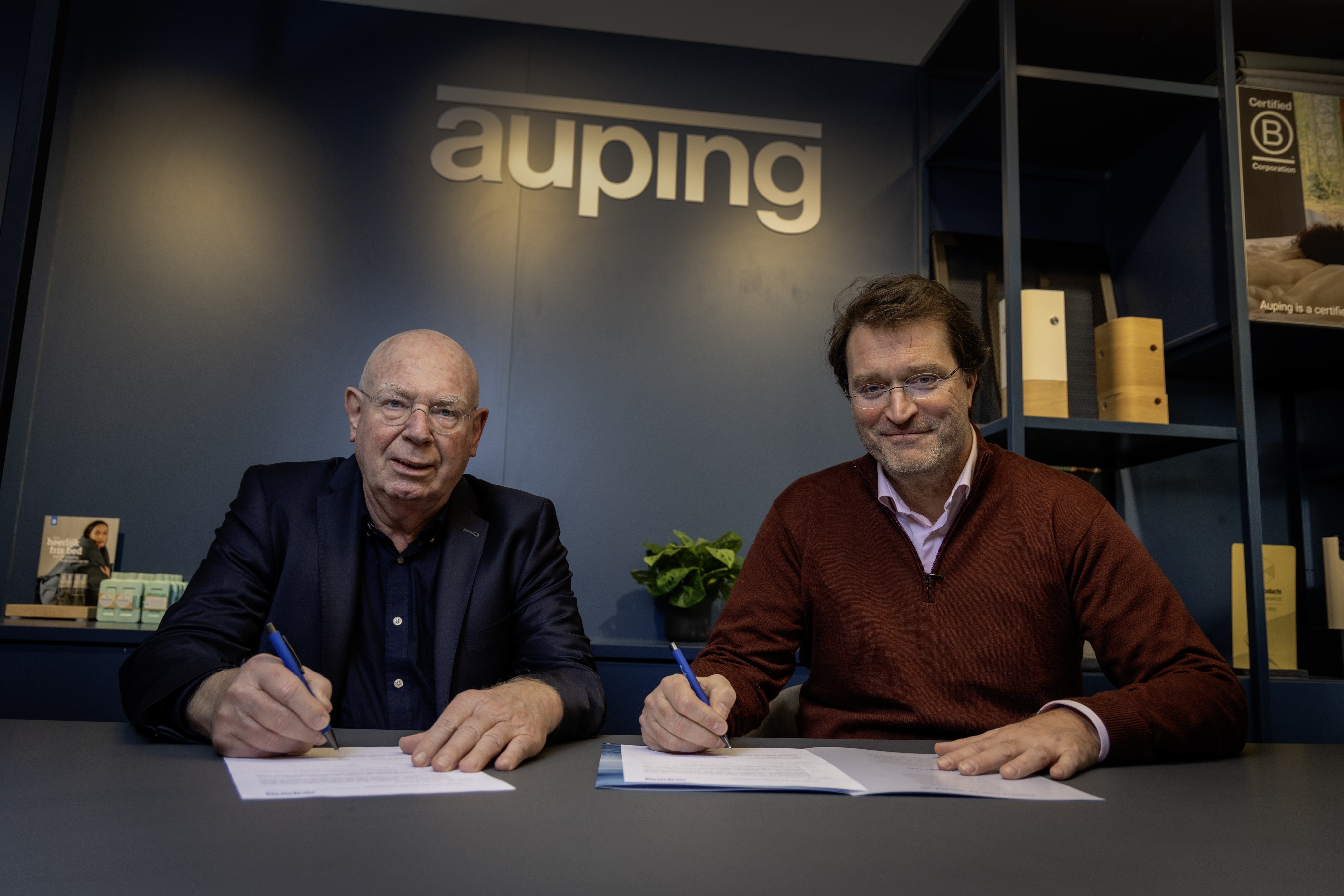 Koninklijke Auping lijft Kuperus in