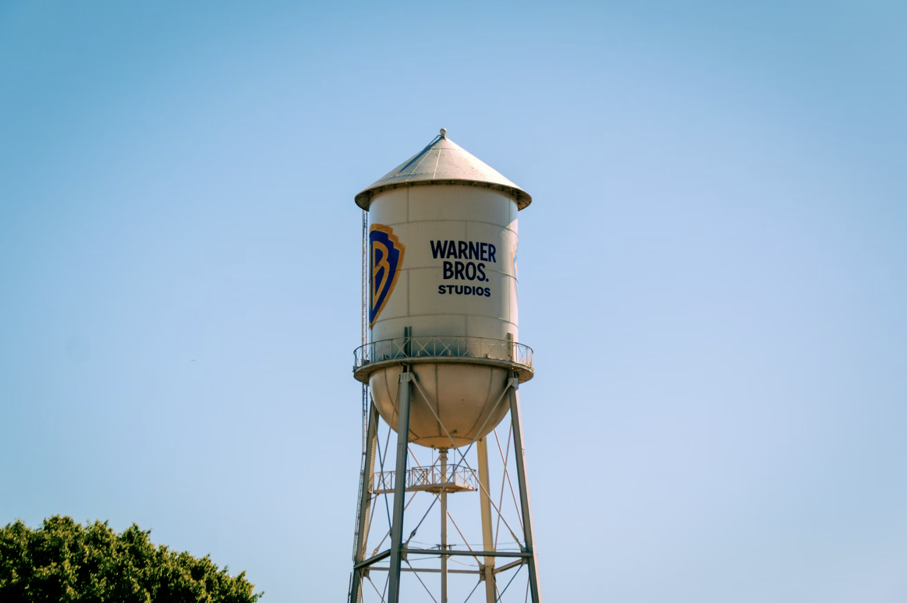 Netflix wil Warner Bros. contant betalen