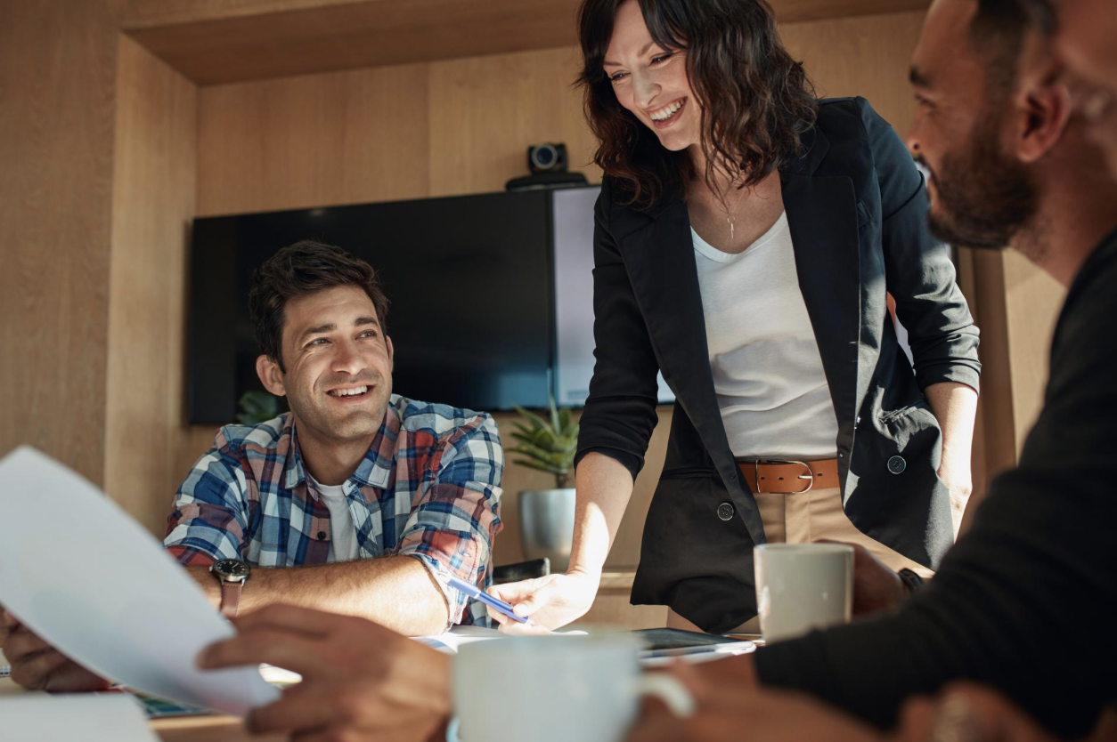 Ministerie SZW aan marcom-werkgevers: pas pensioenregeling aan