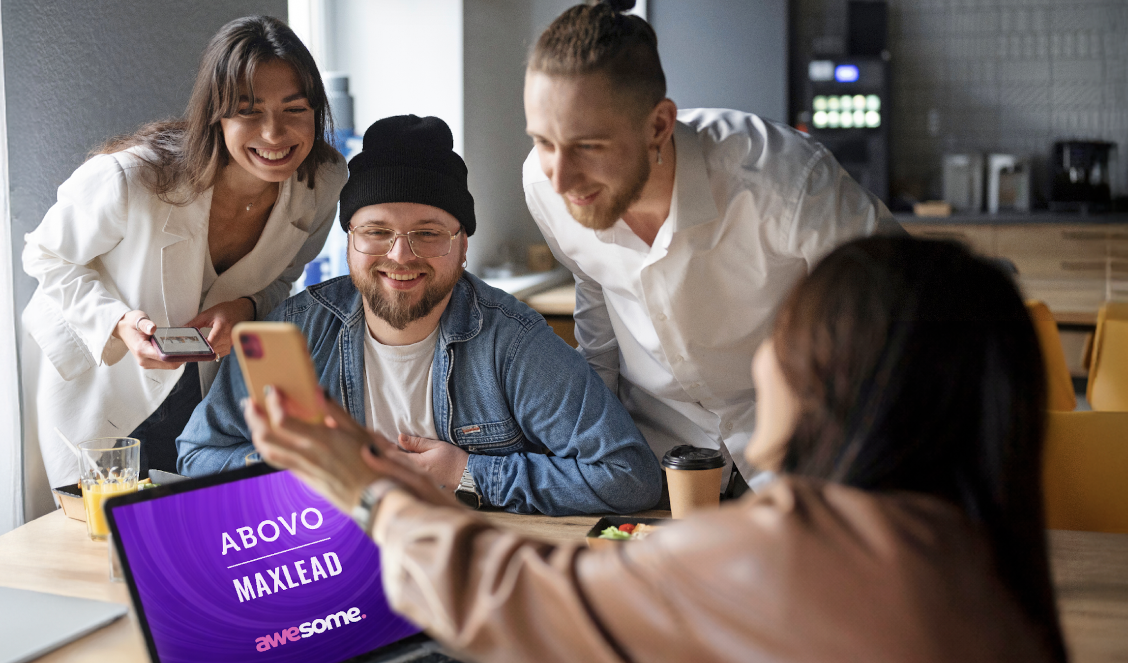 Abovo Maxlead breidt social dienstverlening uit met Social Conversation