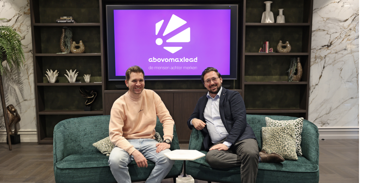 Abovomaxlead herpositioneert zich en kietst voor de mensen achter merken