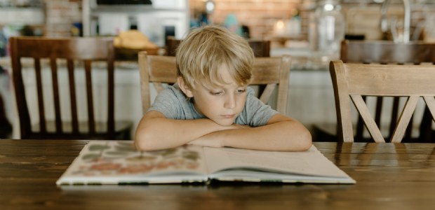 NMO: kinderen anno 2025 gek op digitale én papieren media