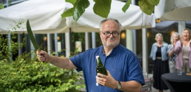 Peter van den Besselaar vertrekt bij communicatiebureau Bex*
