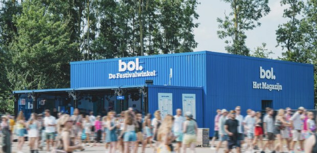Bol helpt festivalgangers online en op locatie