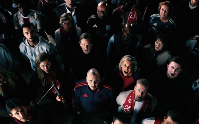 Ziggo en Ajax brengen 'Dit is mijn club' opnieuw uit
