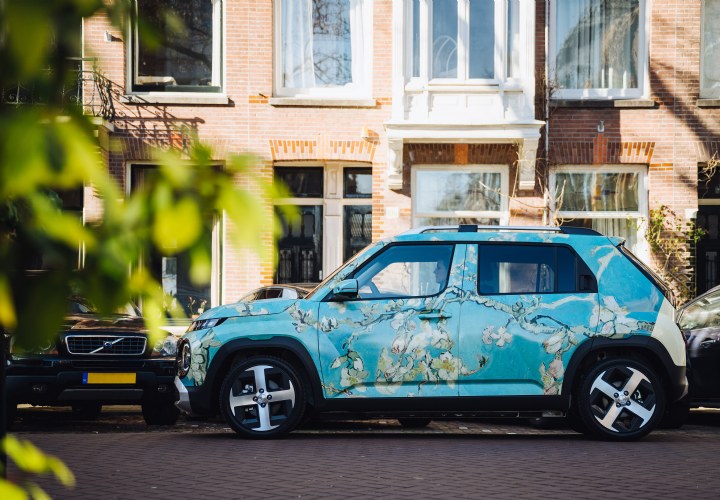 Hyundai en Van Gogh Museum vieren tien jaar partnership met kunstauto