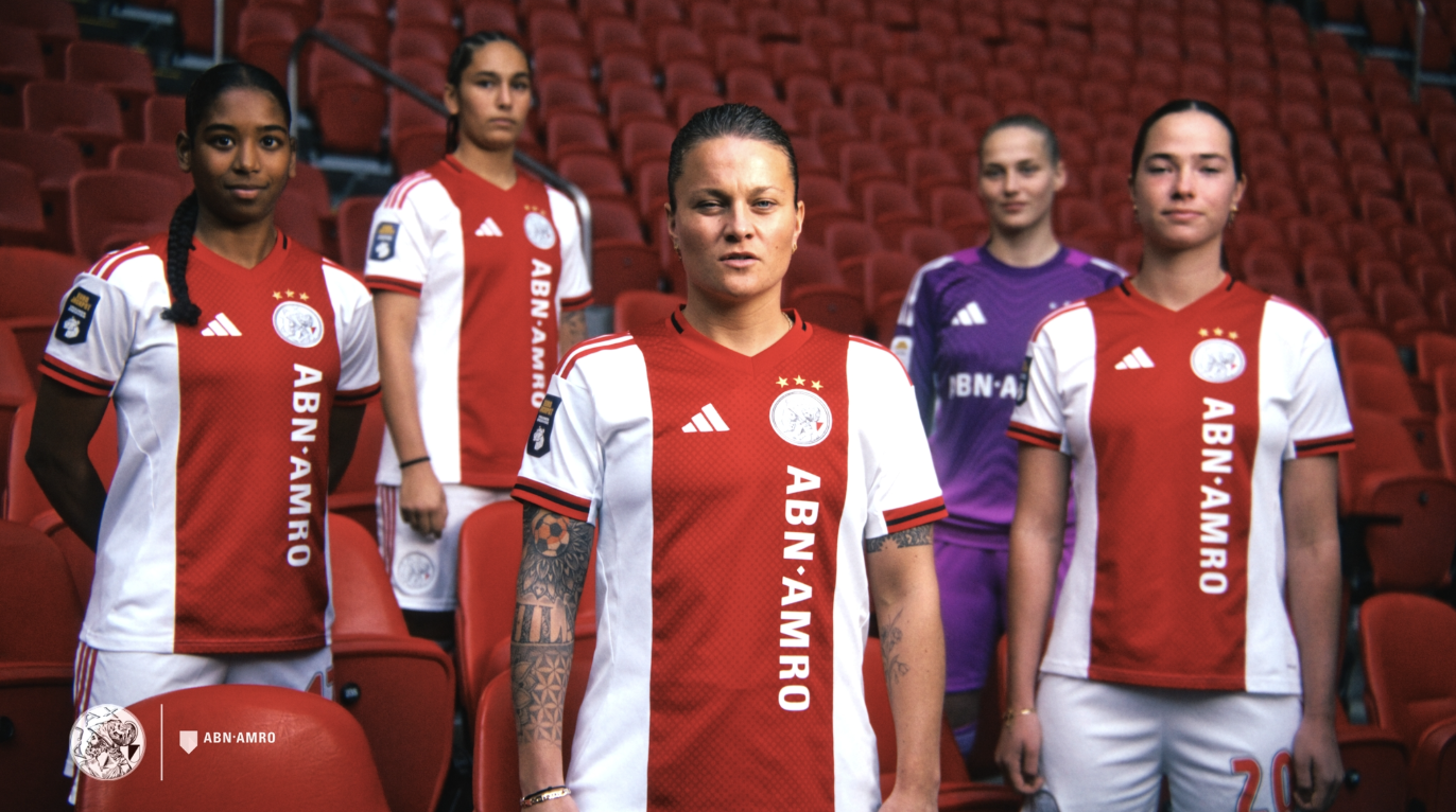 Nieuw platform Ajax en ABN Amro support jonge vrouwen 