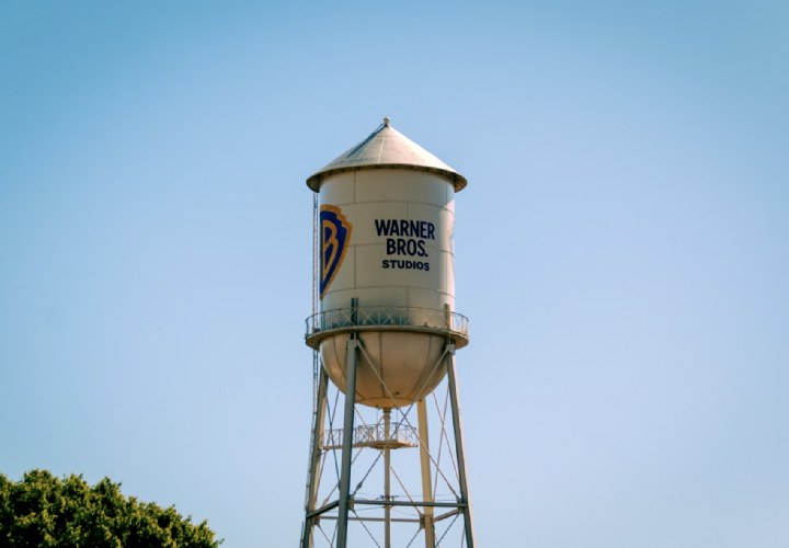 Netflix wil Warner Bros. contant betalen