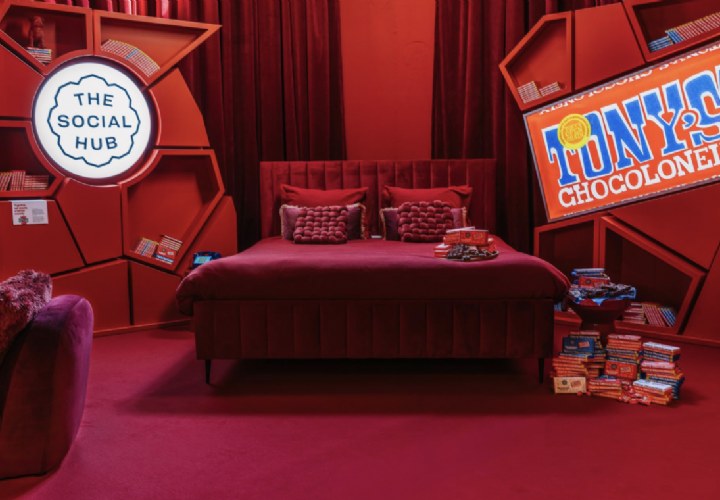 Tony's Chocolonely en The Social Hub openen chocolade-suite