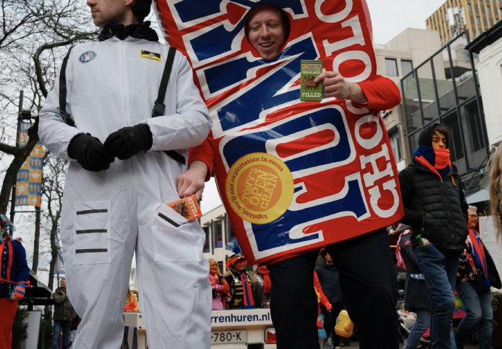 Tony's Chocolonely rolt geen zakken, maar vult ze