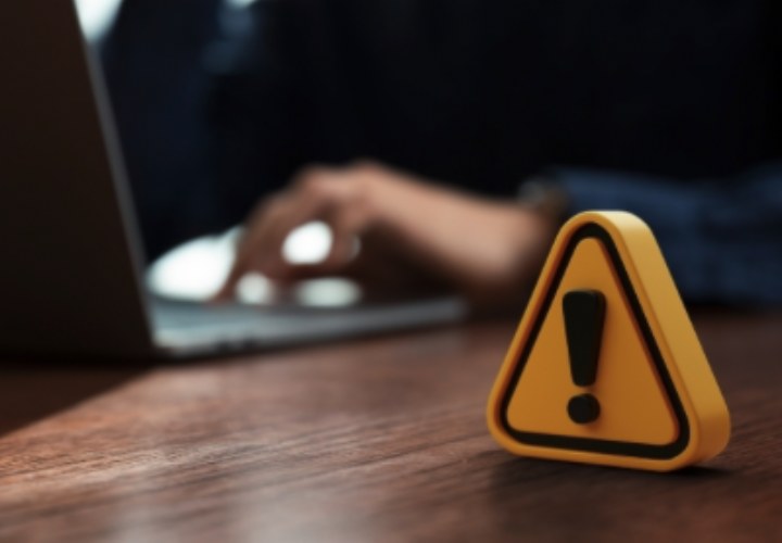 Politie en Thuiswinkel.org versnellen aanpak online fraude