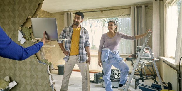 Belastingdienst reikt helpende hand in nieuwe campagne Roorda